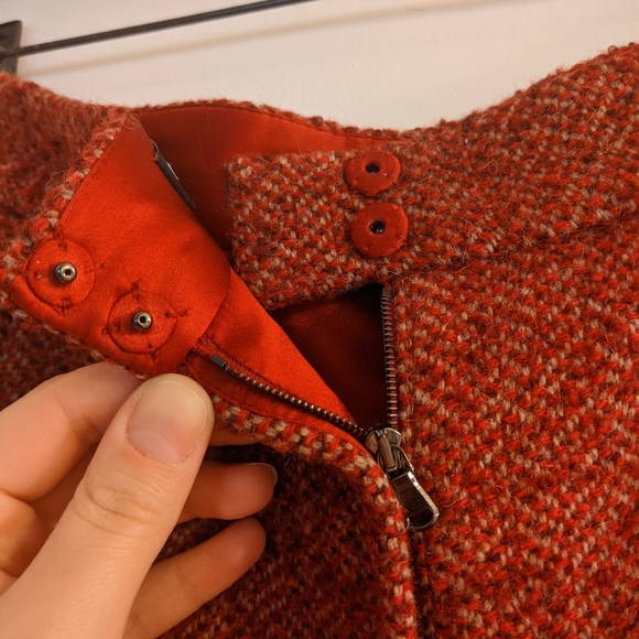 {Dolce & Gabbana} Wool Skirt - Picture 4 of 7